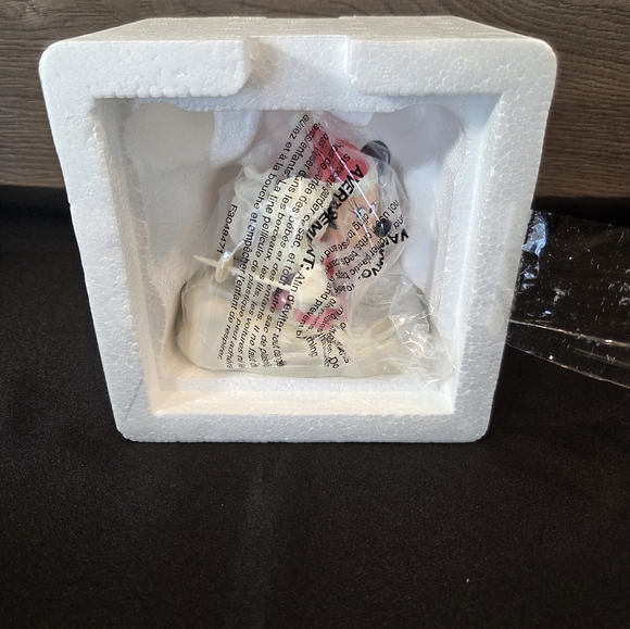 Department 56 Snowbabies "Minnies Specual Deliveries" Disney Christmas Figurine - Picture 6 of 12